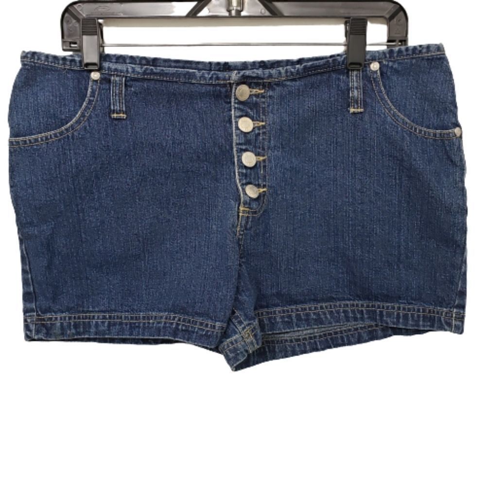 No Boundaries Low Rise Button Fly Short Shorts Size 13